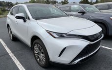 2024 Toyota Venza LE