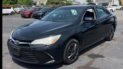 2017 Toyota Camry LE