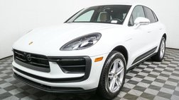 2025 Porsche Macan T