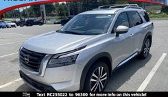 2024 Nissan Pathfinder Platinum