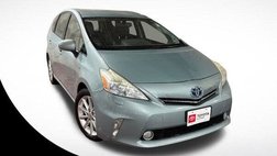 2013 Toyota Prius v Five