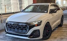 2026 Audi SQ8 4.0T quattro Premium Plus