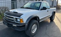 1996 Chevrolet S-10 LS