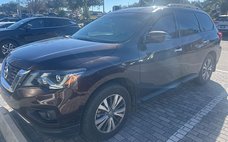 2020 Nissan Pathfinder SL