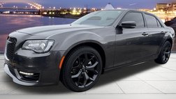 2023 Chrysler 300 Touring L
