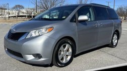 2014 Toyota Sienna LE