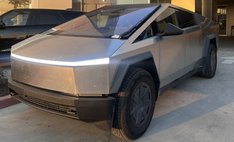 2025 Tesla Cybertruck Base