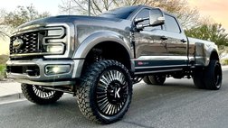 2026 Ford F-450 Super Duty Platinum