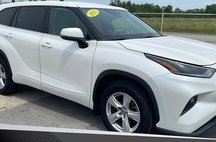 2021 Toyota Highlander LE
