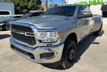 2022 Ram Ram Pickup 3500 Tradesman