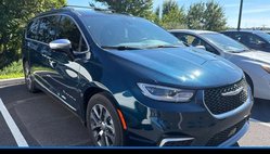 2023 Chrysler Pacifica Hybrid Pinnacle