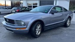 2007 Ford Mustang Deluxe