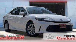 2025 Toyota Camry Hybrid LE