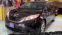 2014 Toyota Sienna LE 8-Passenger