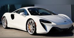 2026 McLaren Artura Base