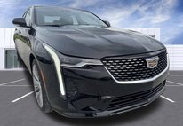 2022 Cadillac CT4 Premium Luxury