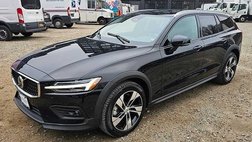 2024 Volvo V60 Cross Country B5 Plus