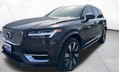 2024 Volvo XC90 Recharge T8 Ultimate Bright Theme 7P