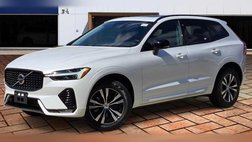 2025 Volvo XC60 B5 Core Dark Theme