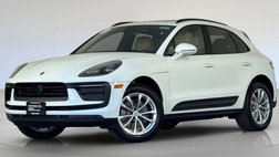 2025 Porsche Macan T