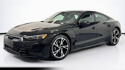 2022 Audi e-tron GT quattro Premium Plus