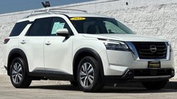 2022 Nissan Pathfinder SL