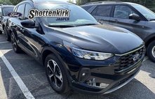 2025 Ford Escape Hybrid ST-Line Select