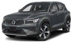 2024 Volvo XC40 B5 Plus Dark Theme
