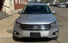 2016 Volkswagen Tiguan SE 4Motion