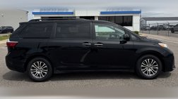 2018 Toyota Sienna XLE 8-Passenger