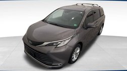2022 Toyota Sienna Limited 7-Passenger