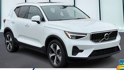 2024 Volvo XC40 XC40 Core, B5 AWD Gas (mild hybrid), Gasoline, Bright