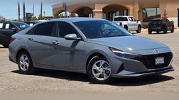 2022 Hyundai Elantra SE