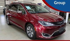 2017 Chrysler Pacifica Hybrid Platinum