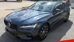 2021 Volvo S60 T5 Momentum
