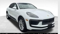 2025 Porsche Macan T