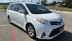 2020 Toyota Sienna LE
