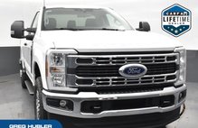2025 Ford Super Duty F-350 XLT
