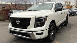 2021 Nissan Titan SV