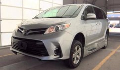 2020 Toyota Sienna LE Mobility 7-Passenger