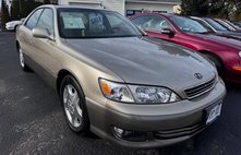 2000 Lexus ES 300 Base