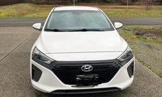 2017 Hyundai Ioniq Hybrid Blue