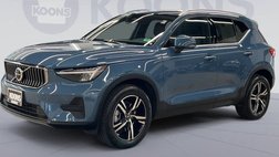 2024 Volvo XC40 Core
