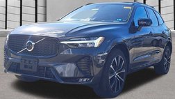 2023 Volvo XC60 B5 Plus Dark Theme
