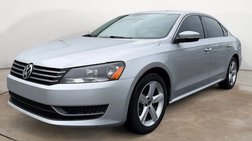 2013 Volkswagen Passat SE