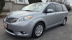 2017 Toyota Sienna XLE