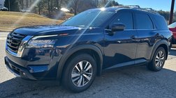 2022 Nissan Pathfinder SL
