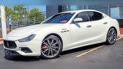 2022 Maserati Ghibli Modena Q4