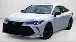 2020 Toyota Avalon Hybrid XSE