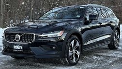 2024 Volvo V60 Cross Country B5 Plus